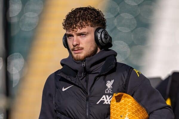 PLYMOUTH, ENGLAND - Sunday, February 9, 2025: Liverpool's Harvey Elliott arrives before the FA Cup 4th Round match between Plymouth Argyle FC and Liverpool FC at Home Park. (Photo by David Rawcliffe/Propaganda)