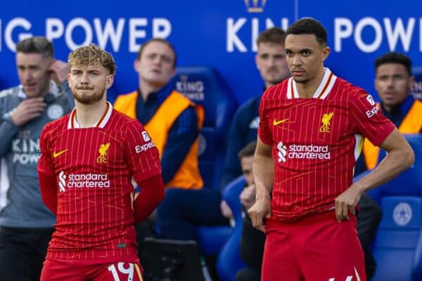 LEICESTER, ENGLAND - Sunday, April 20, 2025: Liverpool's head coach Arne Slot brings on substitutes Harvey Elliott and Trent Alexander-Arnold during the FA Premier League match between Leicester City FC and Liverpool FC at the King Power Stadium. (Photo by David Rawcliffe/Propaganda)