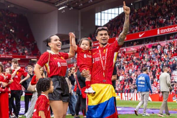 LIVERPOOL, ENGLAND - Sunday, May 25, 2025: Liverpool's Luis Díaz and his family, as the team celebrate becoming Champions for the 20th time, after the FA Premier League match between Liverpool FC and Crystal Palace FC at Anfield. (Photo by David Rawcliffe/Propaganda)