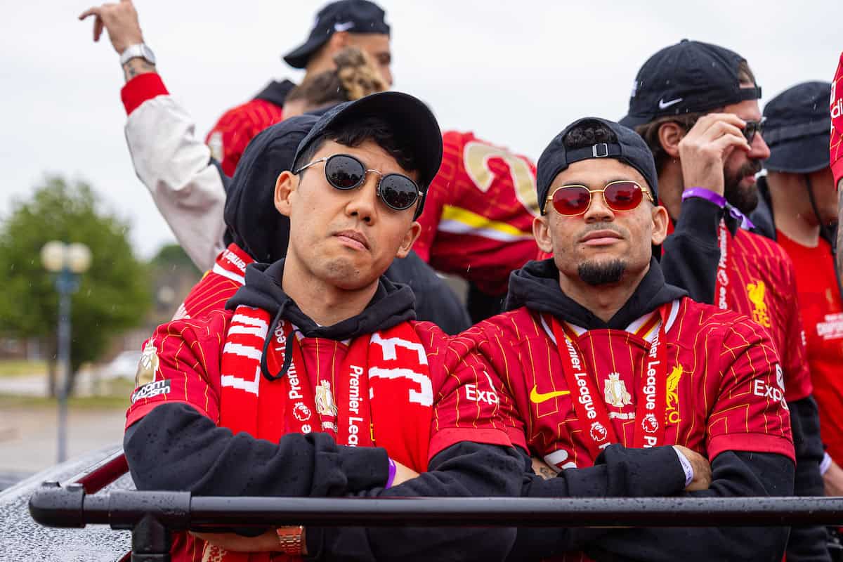 LIVERPOOL, ENGLAND - Monday, May 26, 2025: Liverpool's Wataru Endo (L) and Luis Díaz during an open top bus parade through the city as the Reds celebrate winning the FA Premier League and becoming Champions of England for the 20th time. (Photo by David Rawcliffe/Propaganda)