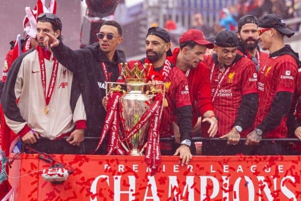 LIVERPOOL, ENGLAND - Monday, May 26, 2025: Liverpool's Trent Alexander-Arnold (L) and Mohamed Salah during an open top bus parade through the city as the Reds celebrate winning the FA Premier League and becoming Champions of England for the 20th time. (Photo by David Rawcliffe/Propaganda)