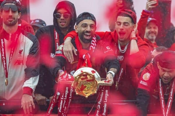 LIVERPOOL, ENGLAND - Monday, May 26, 2025: Liverpool's Mohamed Salah lifts the trophy during an open top bus parade through the city as the Reds celebrate winning the FA Premier League and becoming Champions of England for the 20th time. (Photo by David Rawcliffe/Propaganda)