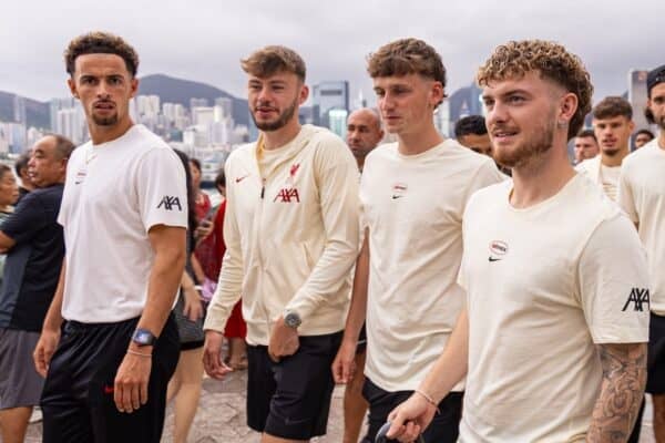 HONG KONG - Monday, July 21, 2025: Liverpool's (L-R) Curtis Jones, Conor Bradley, Tyler Morton and Harvey Elliott during a team walk along the Avenue of Stars after the squad arrived at the Rosewood Hotel in Hong Kong ahead of the Hong Kong Football Festival 2025 pre-season tournament. (Photo by David Rawcliffe/Propaganda)
