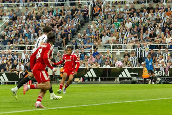 NEWCASTLE-UPON-TYNE, ENGLAND - Monday, August 25, 2025: Liverpool's Rio Ngumoha scores his first competitive goal on Premier League debut and his team's third goal on his debut during the FA Premier League match between Newcastle United FC and Liverpool FC at St James' Park. (Photo by David Rawcliffe/Propaganda)