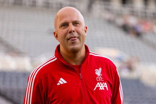 NEWCASTLE-UPON-TYNE, ENGLAND - Monday, August 25, 2025: Liverpool's head coach Arne Slot before the FA Premier League match between Newcastle United FC and Liverpool FC at St James' Park. (Photo by David Rawcliffe/Propaganda)