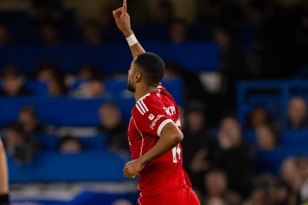LONDON, ENGLAND - Saturday, October 4, 2025: Liverpool's Cody Gakpo celebrates after scoring his team's first and equalising goal during the FA Premier League match between Chelsea FC and Liverpool FC at Stamford Bridge. (Photo by David Rawcliffe/Propaganda)