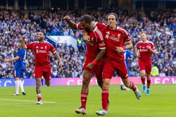 LONDON, ENGLAND - Saturday, October 11, 2025: Liverpool's Ryan Babel celebrates after scoring the first goal during the LFC Foundation match between Chelsea FC Legends and Liverpool FC Legends at Stamford Bridge. (Photo by David Rawcliffe/Propaganda)