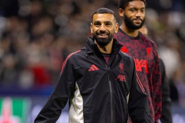 FRANKFURT, GERMANY - Wednesday, October 22, 2025: Liverpool substitute Mohamed Salah during the pre-match warm-up before the UEFA Champions League match between Eintracht Frankfurt and Liverpool FC at the Waldstadion. (Photo by David Rawcliffe/Propaganda)