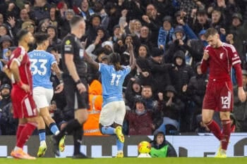 MANCHESTER, ENGLAND - Sunday, November 9, 2025: Manchester City's Jérémy Doku celebrates after scoring the third goal during the FA Premier League match between Manchester City FC and Liverpool FC at the City of Manchester Stadium. (Photo by David Rawcliffe/Propaganda) Football – FA Premier League – Manchester City FC v Liverpool FC