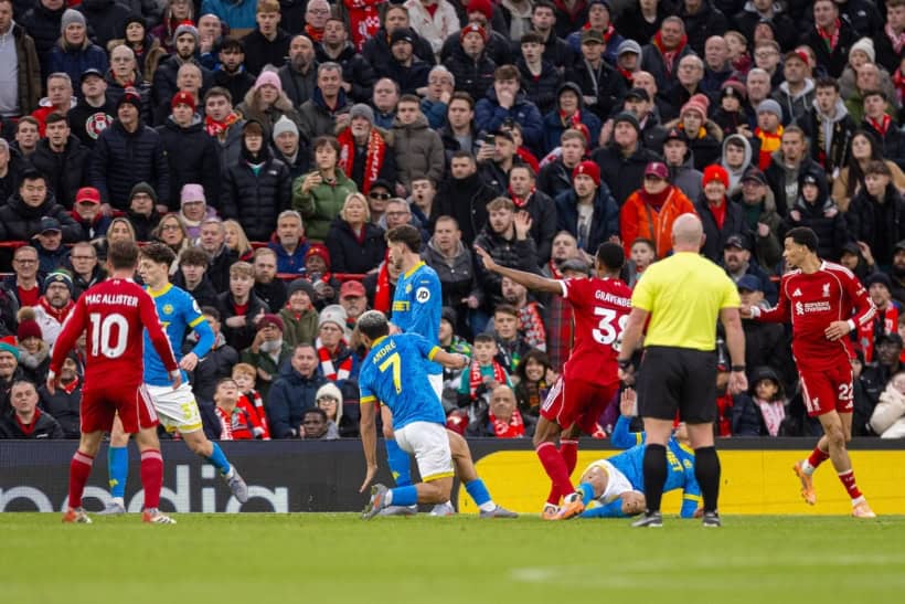 LIVERPOOL, ENGLAND - Saturday, December 27, 2025: Liverpool's Ryan Gravenberch scores the first goal during the FA Premier League match between Liverpool FC and Wolverhampton Wanderers FC at Anfield. (Photo by David Rawcliffe/Propaganda)