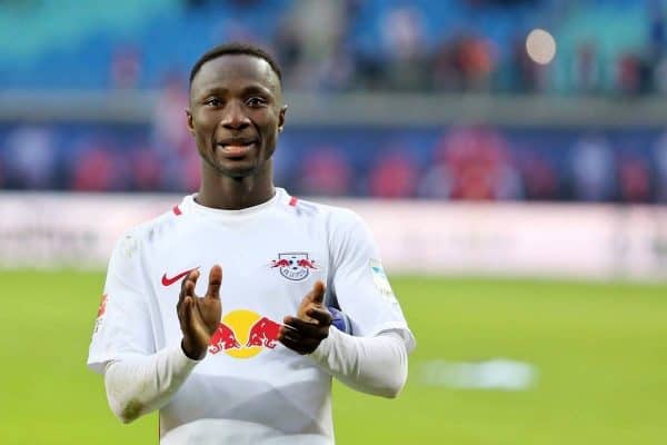 Leipzig's Naby Keita thanks the fans after the German Bundesliga soccer match between RB Leipzig and Werder Bremen at the Red Bull Arena¬†in Leipzig,¬†Germany, 23 October 2016. PHOTO: Jan Woitas/dpa