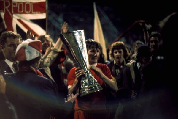 Tommy Smith with UEFA Cup trophy, 1973 (via www.imago-images.de/Imago/PA Images)