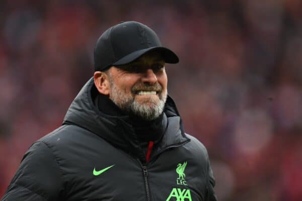 LONDON, ENGLAND – Sonntag, 25. Februar 2024: Liverpools Jürgen Klopp stellt sich vor dem Football-League-Cup-Finale zwischen dem FC Chelsea und dem FC Liverpool im Wembley-Stadion auf.  Liverpool gewann 1:0 nach Verlängerung.  (Foto von David Rawcliffe/Propaganda)