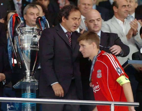 Athens, Greece - Wednesday, May 23, 2007: Liverpool's Steven Gerrard takes a glance at the Cup, after losing 2-1 to AC Milan during the UEFA Champions League Final at the OACA Spyro Louis Olympic Stadium. (Pic by Jason Roberts/Propaganda)