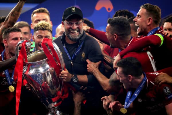 TBGFF6 Manager of Liverpool, Jurgen Klopp celebrates with his players and the trophy - Tottenham Hotspur v Liverpool, UEFA Champions League Final 2019, Wanda Metropolitano Stadium, Madrid - 1st June 2019. (PA Images / Alamy Stock Photo)