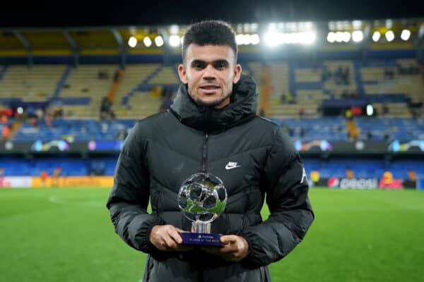 VILLARREAL, SPAIN - MAY 03: Luis Diaz of Liverpool receives their Playstation Player Of The Match award after their sides victory during the UEFA Champions League Semi Final Leg Two match between Villarreal and Liverpool at Estadio de la Ceramica on May 03, 2022 in Villarreal, Spain. (Photo by Aitor Alcalde - UEFA/UEFA via Getty Images)