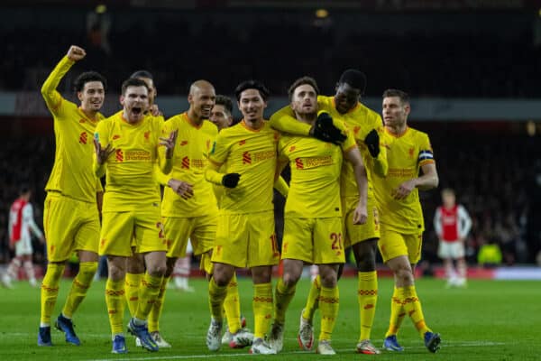 LONDON, ENGLAND - Thursday, January 20, 2022: Liverpool's Diogo Jota (C) celebrates with team-mates after scoring the second goal goal during the Football League Cup Semi-Final 2nd Leg match between Arsenal FC and Liverpool FC at the Emirates Stadium. (Pic by David Rawcliffe/Propaganda)