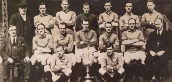 Liverpool FC squad photo 1922/23 - 1920s