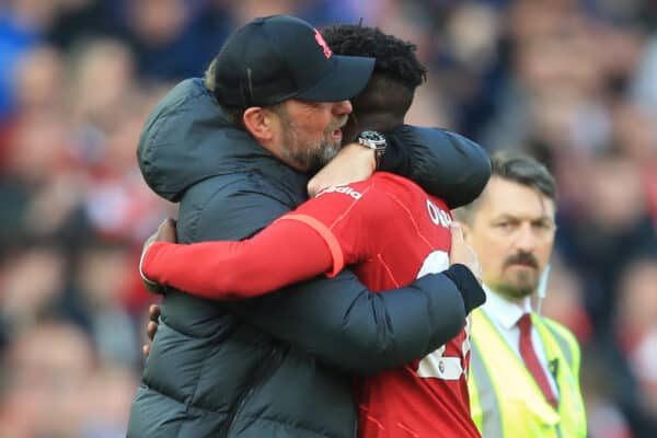 LIVERPOOL, ENGLAND - Sunday, April 24, 2022: Liverpool’s manager Jurgen Klopp celebrates with scorer Divock Origi after their 2-0 win over Everton in the FA Premier League match between Liverpool FC and Everton FC, the 240th Merseyside Derby, at Anfield. (Pic by Lindsey Parneby/Propaganda)