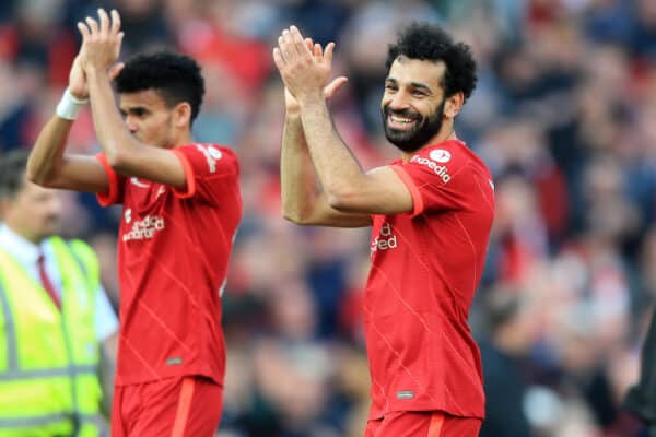 LIVERPOOL, ENGLAND - Sunday, April 24, 2022: Liverpool’s Mohamed Salah (L) and team mates clap to fans after their 2-0 win over Everton in the FA Premier League match between Liverpool FC and Everton FC, the 240th Merseyside Derby, at Anfield. (Pic by Lindsey Parneby/Propaganda)