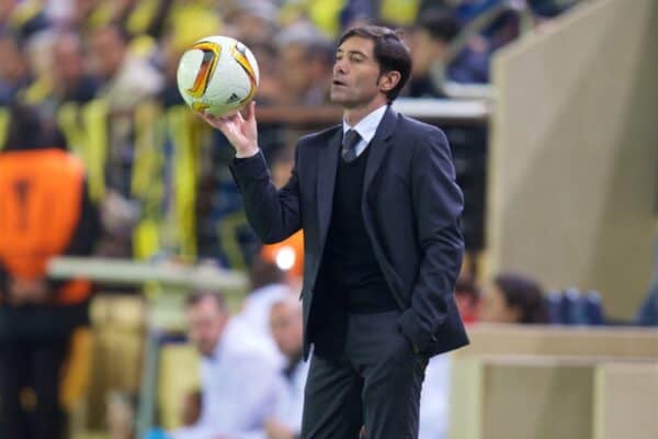 VILLRREAL, SPAIN - Thursday, April 28, 2016: Villarreal CF's head coach Marcelino during the UEFA Europa League Semi-Final 1st Leg match against Liverpool at Estadio El Madrigal. (Pic by David Rawcliffe/Propaganda)